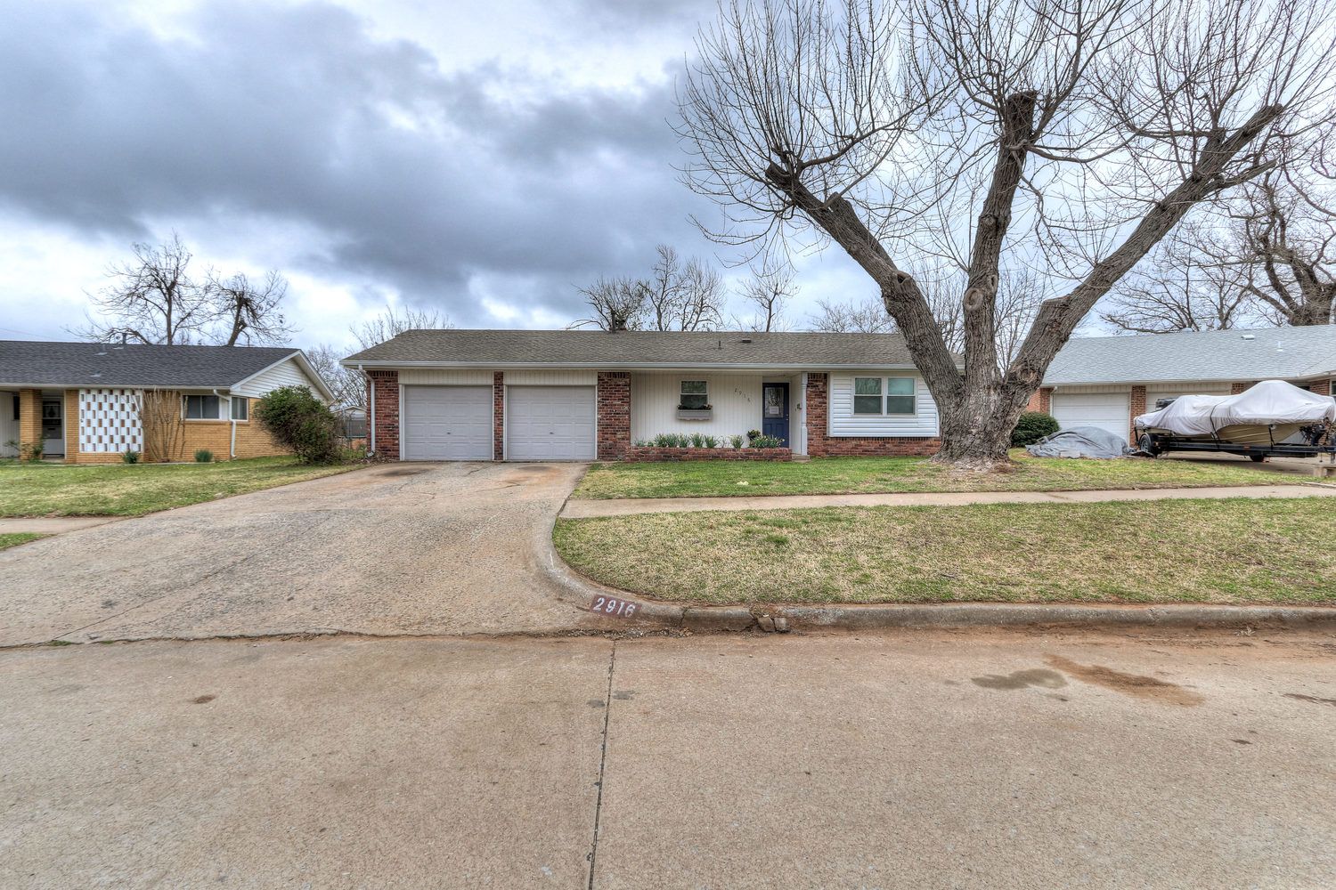 2916 Meadow Lane Edmond, OK 73013 Nested Tours